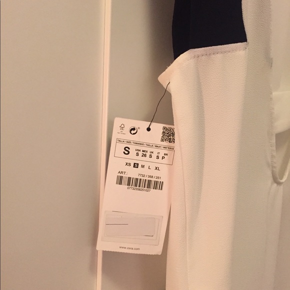 Zara basics white and black accent tank - Picture 3 of 4